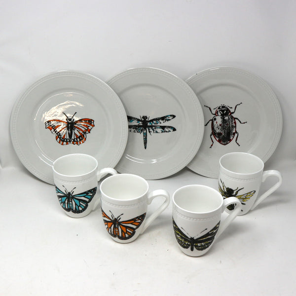 Set of 8 Insect Dot Dinner Plates