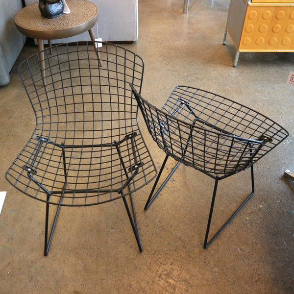 Set of 8 Vintage Black Bertoia Chairs