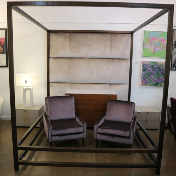 MG+BW Banks King Canopy Bed