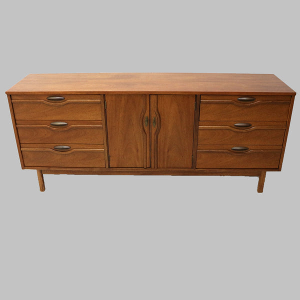 Mahogany Mid-Century Buffet/Chest of Drawers