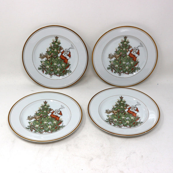 Set of 8 Fitz & Floyd “St. Nicolas” Plates