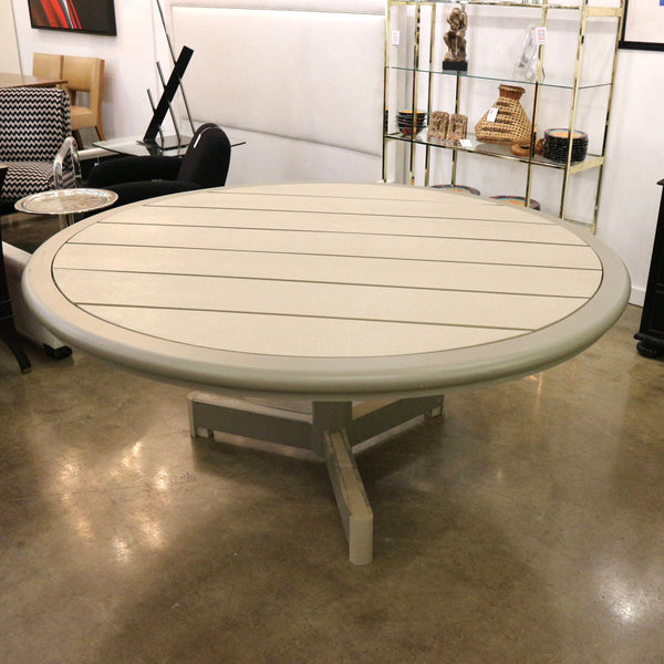 Great Lakes Round Dining Table Sand Dollar Coat