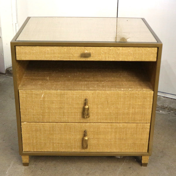 D’oro Bedside Table
